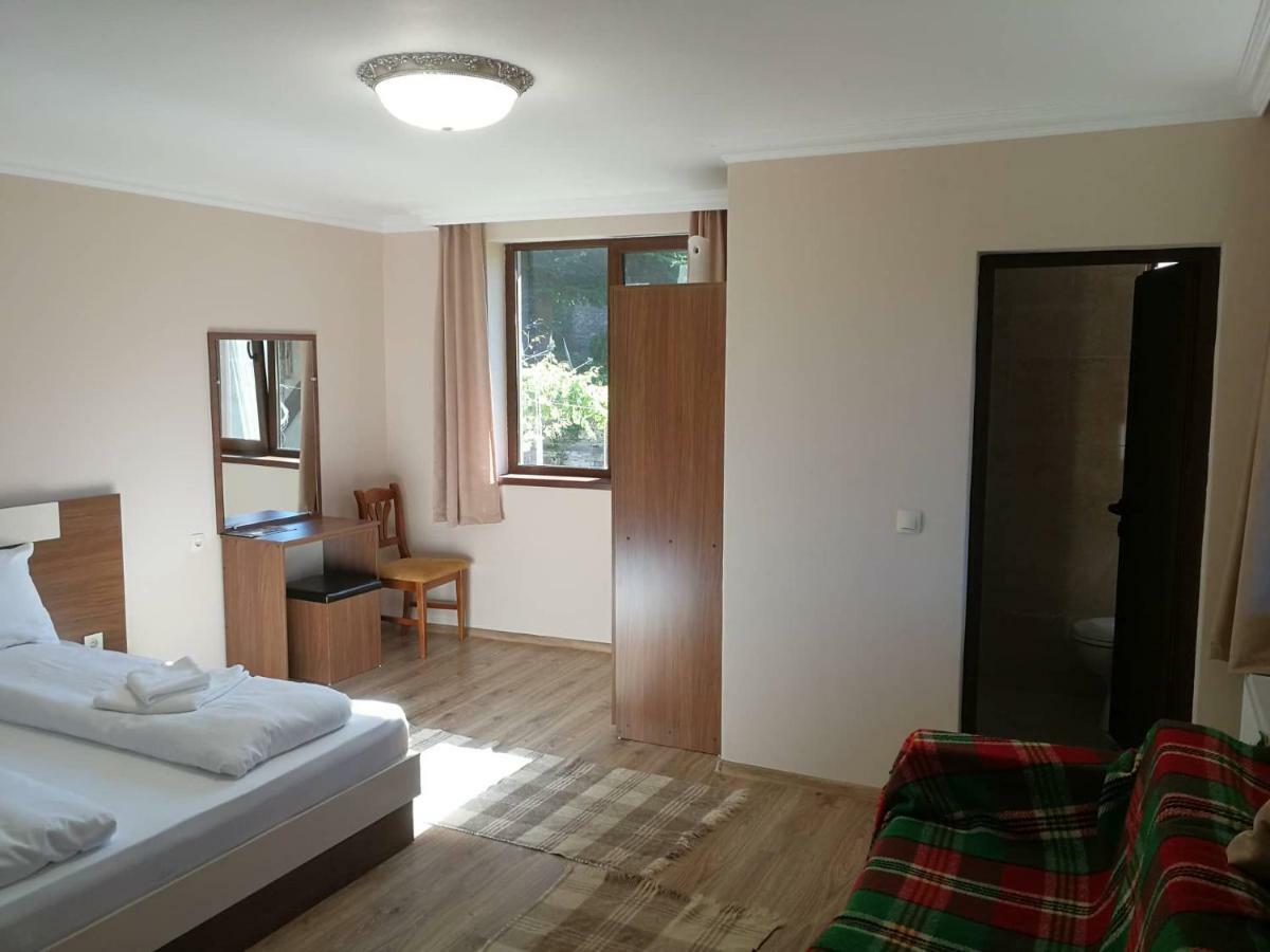 Hotel Слънчевата Къща à Kovačevica Extérieur photo