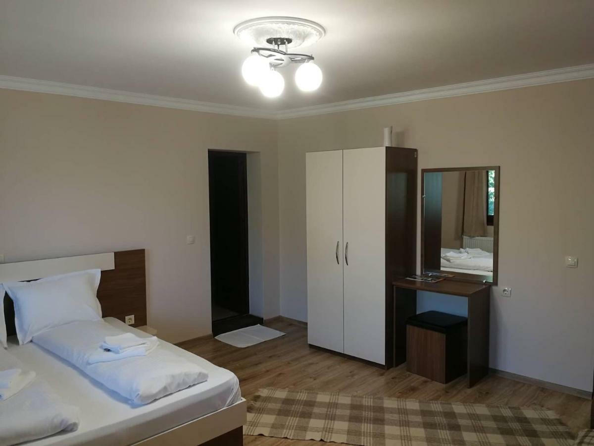 Hotel Слънчевата Къща à Kovačevica Extérieur photo
