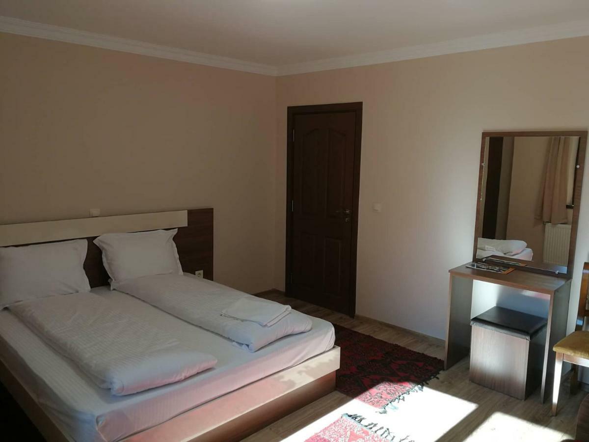 Hotel Слънчевата Къща à Kovačevica Extérieur photo