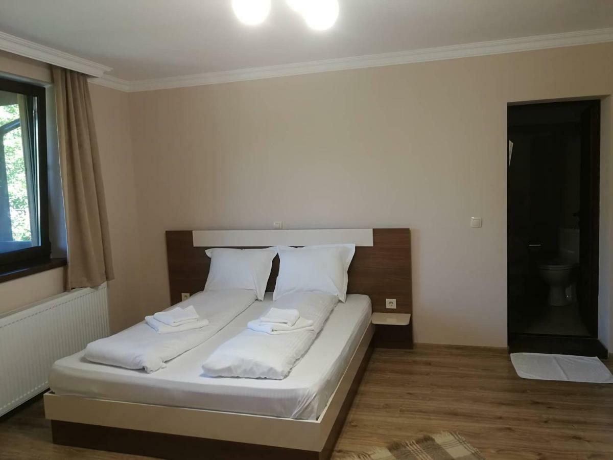 Hotel Слънчевата Къща à Kovačevica Extérieur photo